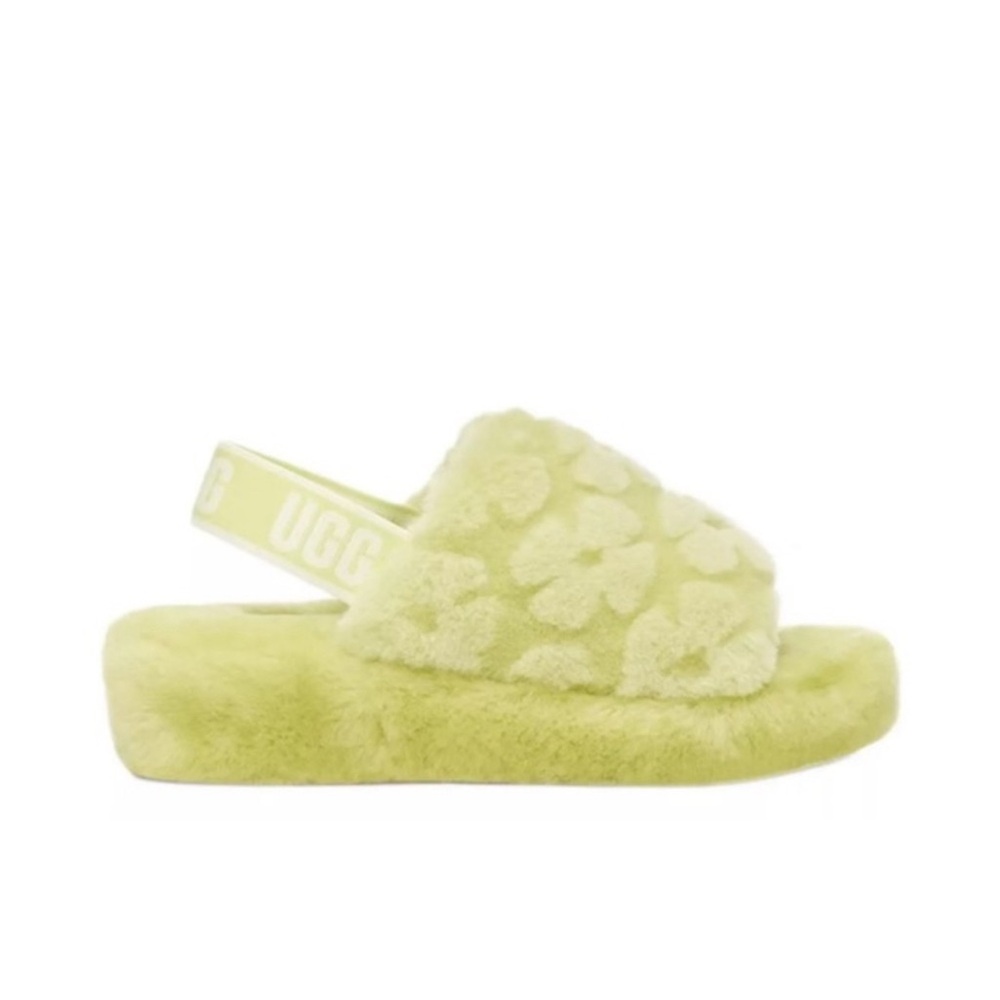 UGG Women's Yellow Fluff Yeah Poppy Slide Sandals in Pollen Yellow W 10